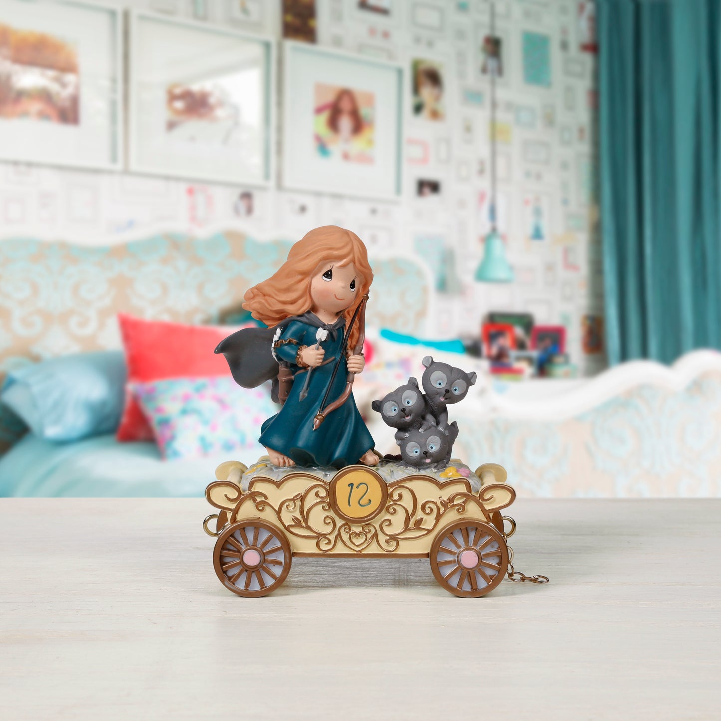 Disney Birthday Parade Fulfill Your Dreams, Age 12, Figurine