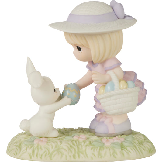 I Find You Egg-straordinary Figurine