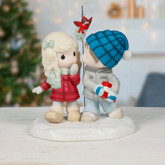 Merry Kiss-mas Figurine