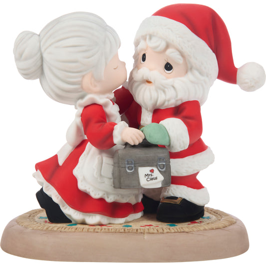 A Magical Kiss-mas Eve Night Figurine