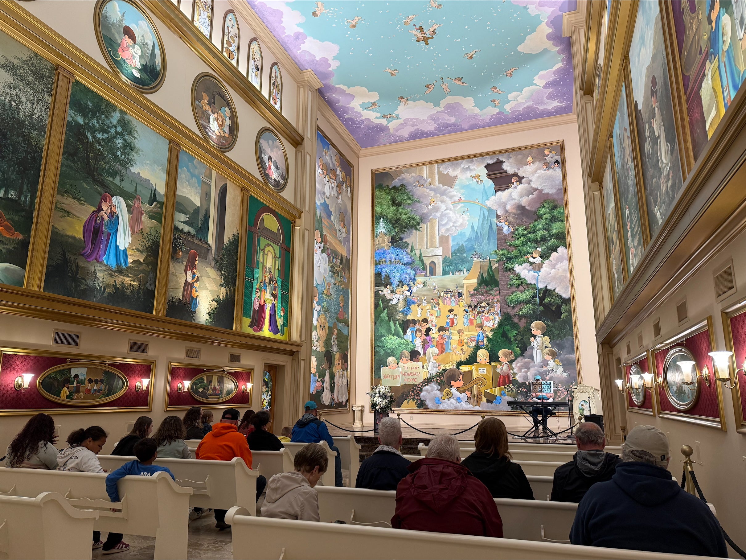 Visit – Precious Moments Chapel